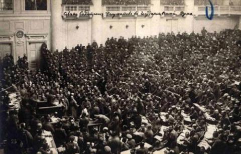 Workers council in Petrograd 1917